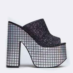 YRU DREAM DISCO SANDAL